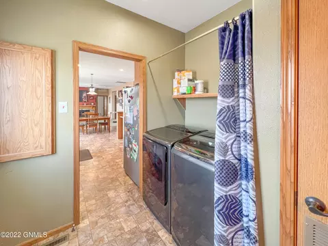 5734 Liberty Ln, Williston, ND 58801 photo 22