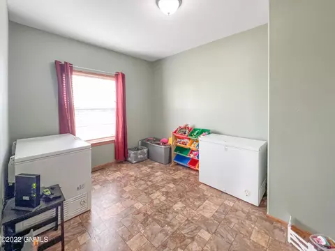 5734 Liberty Ln, Williston, ND 58801 photo 36