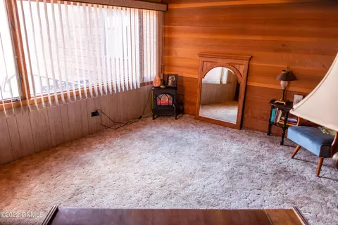 4 24th St W St W, Williston, ND 58801 photo 9