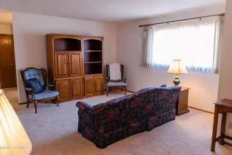 4 24th St W St W, Williston, ND 58801 photo 5