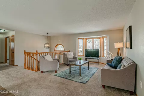 2025 D Ave E, Bismarck, ND 58501 photo 3