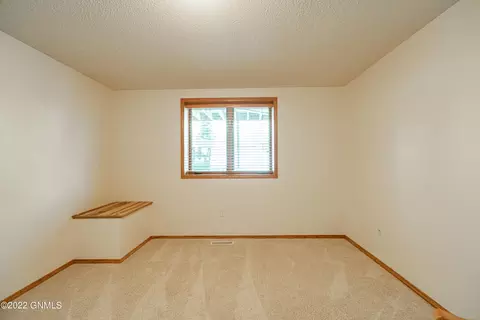 3268 Impala Ln, Bismarck, ND 58503 photo 45