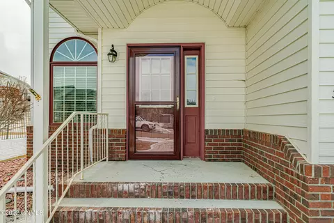 3268 Impala Ln, Bismarck, ND 58503 photo 2
