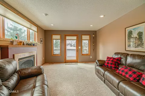 3268 Impala Ln, Bismarck, ND 58503 photo 35