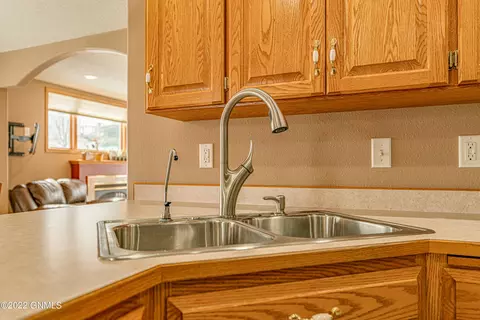 3268 Impala Ln, Bismarck, ND 58503 photo 14