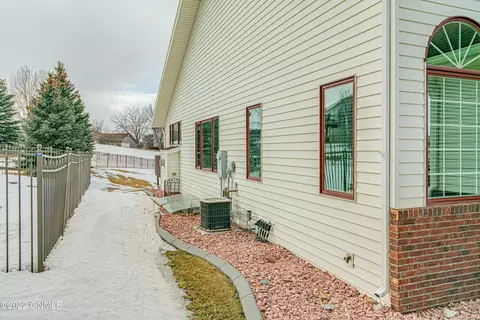 3268 Impala Ln, Bismarck, ND 58503 photo 62