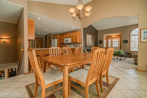 3268 Impala Ln, Bismarck, ND 58503 photo 18