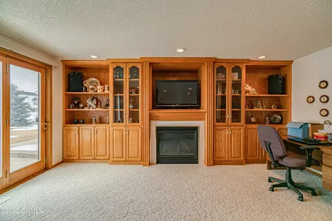 3268 Impala Ln, Bismarck, ND 58503 photo 42