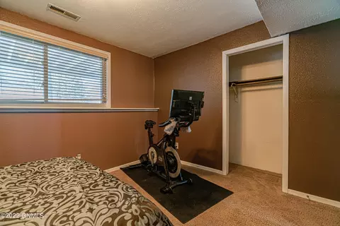 3006 E Ave E, Bismarck, ND 58501 photo 36