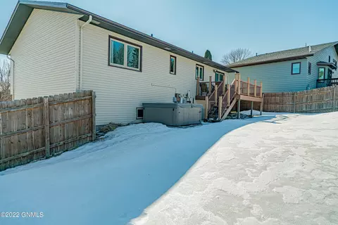 3006 E Ave E, Bismarck, ND 58501 photo 47
