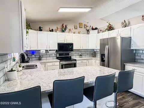 6206 Comet Ln, Bismarck, ND 58503 photo 5