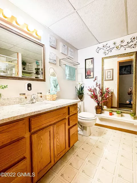 6206 Comet Ln, Bismarck, ND 58503 photo 35