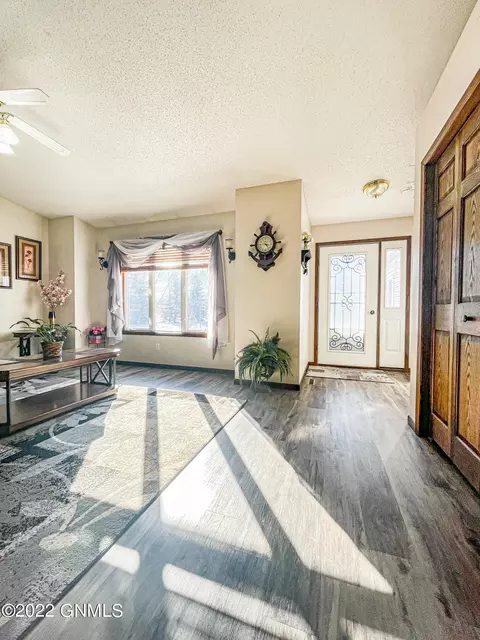 6206 Comet Ln, Bismarck, ND 58503 photo 14