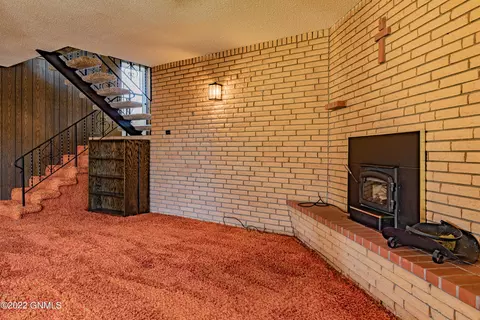 2431 Boulevard Ave, Bismarck, ND 58501 photo 32