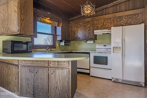 2431 Boulevard Ave, Bismarck, ND 58501 photo 13
