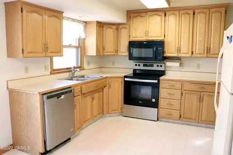 342 Central Ave, Bismarck, ND 58501 photo 22