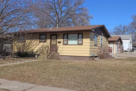 342 Central Ave, Bismarck, ND 58501 photo 1