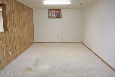 342 Central Ave, Bismarck, ND 58501 photo 29