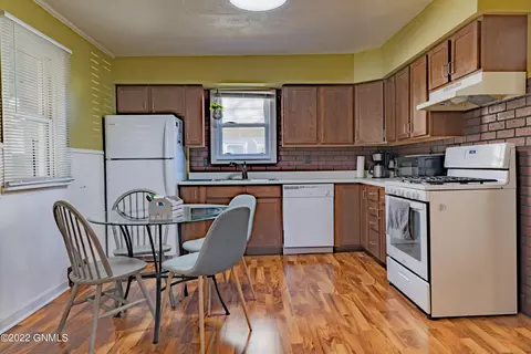 403 7th Ave SW, Mandan, ND 58554 photo 9