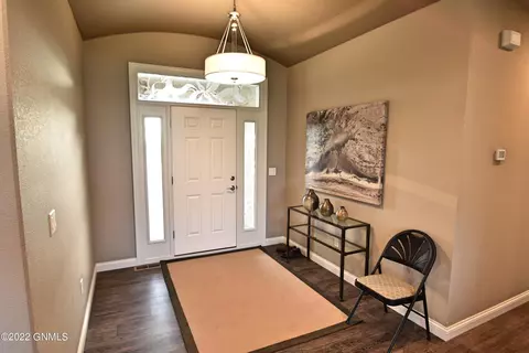 1107 Community Loop, Bismarck, ND 58503 photo 4
