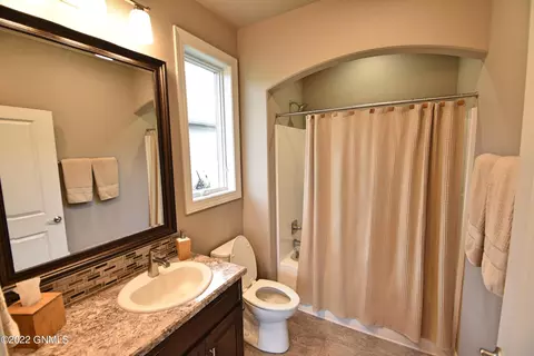 1107 Community Loop, Bismarck, ND 58503 photo 21