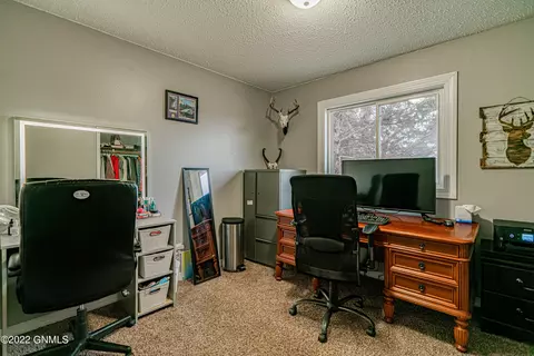 91 Custer Dr, Lincoln, ND 58504 photo 25