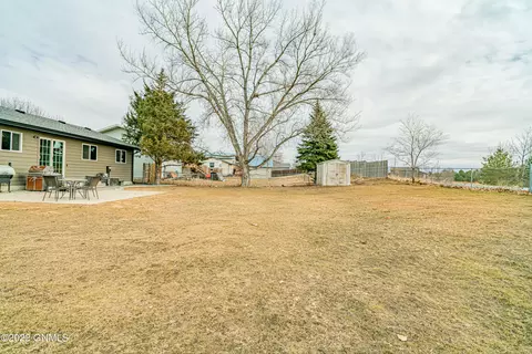 91 Custer Dr, Lincoln, ND 58504 photo 58