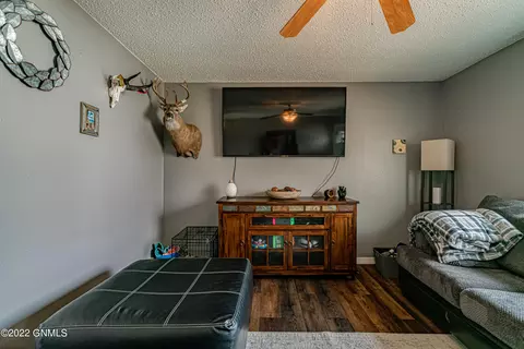 91 Custer Dr, Lincoln, ND 58504 photo 16