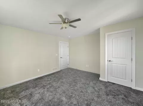 610 39th St E, Williston, ND 58801 photo 35
