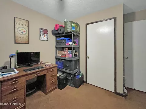 5715 Freedom Ln, Williston, ND 58801 photo 25