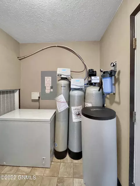 5715 Freedom Ln, Williston, ND 58801 photo 27