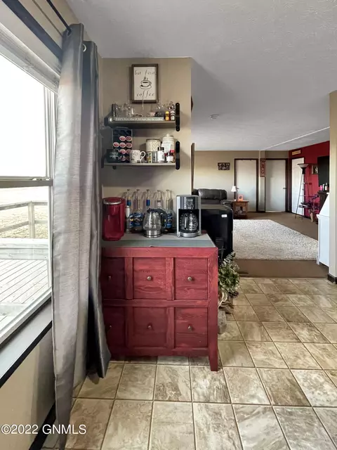 5715 Freedom Ln, Williston, ND 58801 photo 14