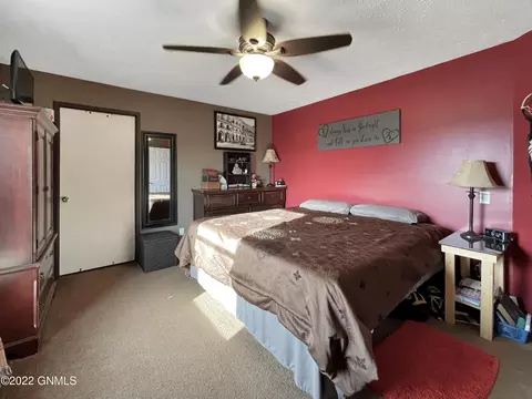 5715 Freedom Ln, Williston, ND 58801 photo 11