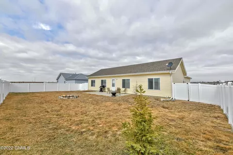 12380 E Fork St, Epping, ND 58843 photo 6