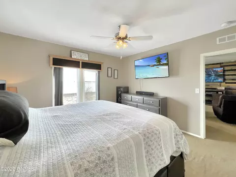 12380 E Fork St, Epping, ND 58843 photo 28
