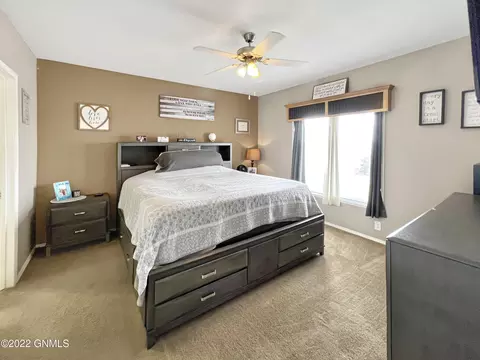 12380 E Fork St, Epping, ND 58843 photo 26
