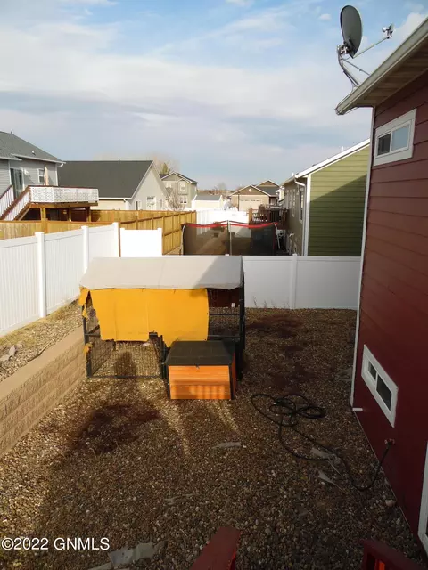 1910 23rd St W, Williston, ND 58801 photo 26