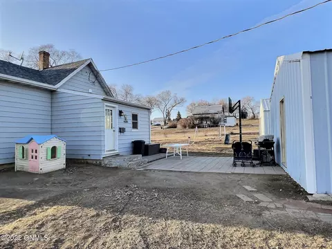 319 Church St, Flasher, ND 58535 photo 13