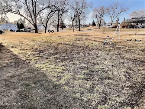 319 Church St, Flasher, ND 58535 photo 10