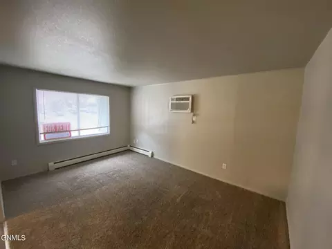 522 5th St W, Williston, ND 58801 photo 2