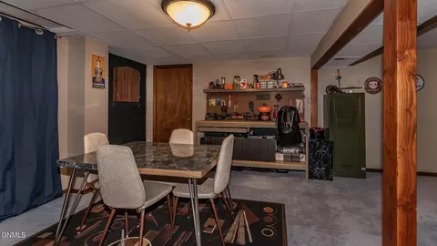 478 Gress St, Dickinson, ND 58601 photo 20
