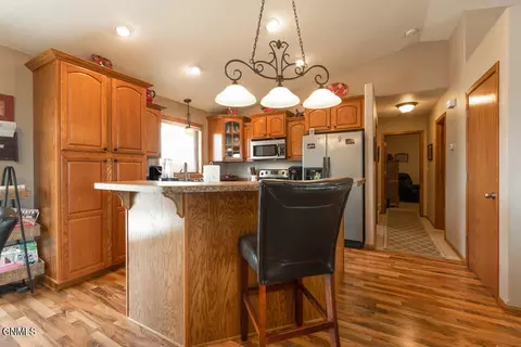 9030 Plainview Dr, Bismarck, ND 58503 photo 12