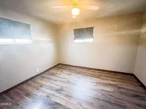 405 4th Ave SW, Steele, ND 58482 photo 17
