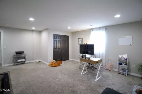 60 Mulberry Loop NE, Minot, ND 58703 photo 34