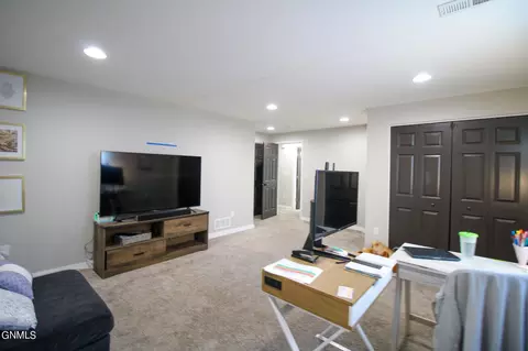 60 Mulberry Loop NE, Minot, ND 58703 photo 35