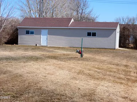 521 Mitchell Ave N, Steele, ND 58482 photo 49