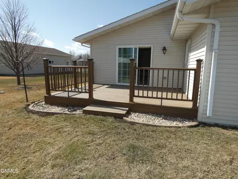 521 Mitchell Ave N, Steele, ND 58482 photo 28