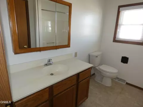 521 Mitchell Ave N, Steele, ND 58482 photo 19
