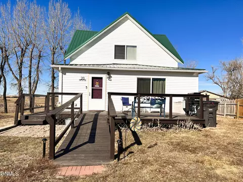 20 5th St Sw St SW, Parshall, ND 58770 photo 2