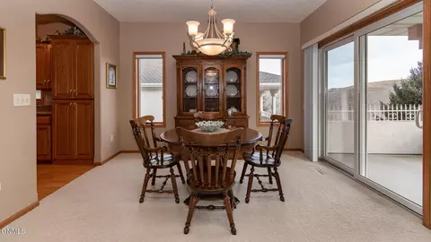 1918 Mesquite Loop, Bismarck, ND 58503 photo 10